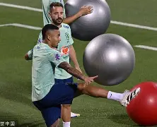 巴西队输给意大利，悲剧淘汰 